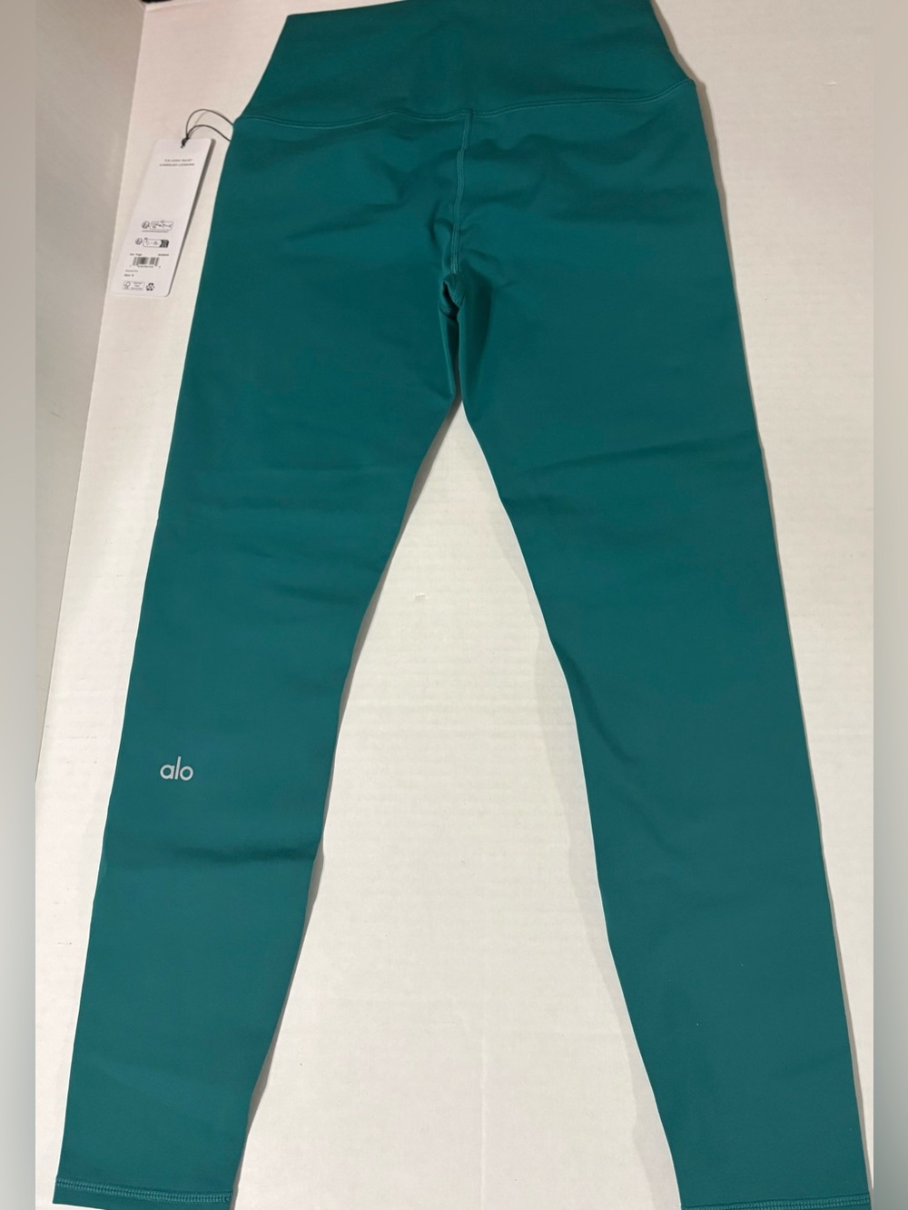 NWT new 7/8 high waist airbrush legging Emerald Isle green ALO yoga small